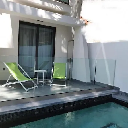 Aqualux Apartment